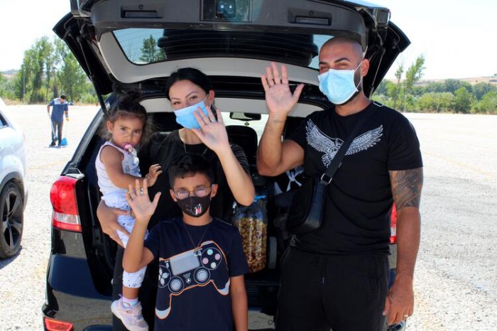 Gurbetçilerin dönüş yolculuğunda bagajlar yöresel lezzet dolu