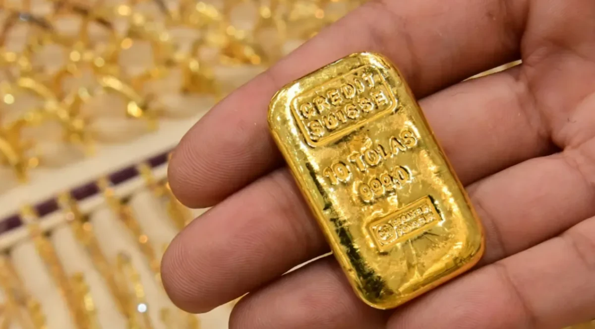 1 gram bile altını olan dikkat: &Uuml;nl&uuml; ekonomist &ouml;nceden uyardı