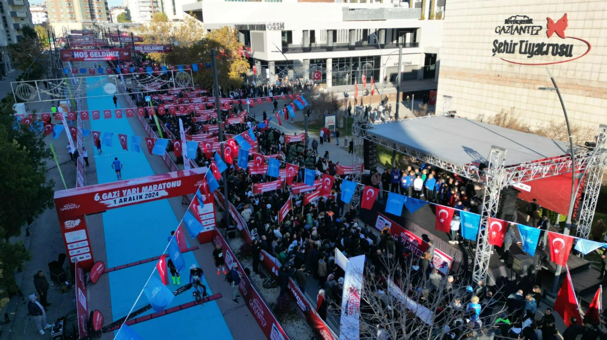 7’NCİ GAZİ YARI MARATONU PAZAR GÜNÜ BAŞLIYOR