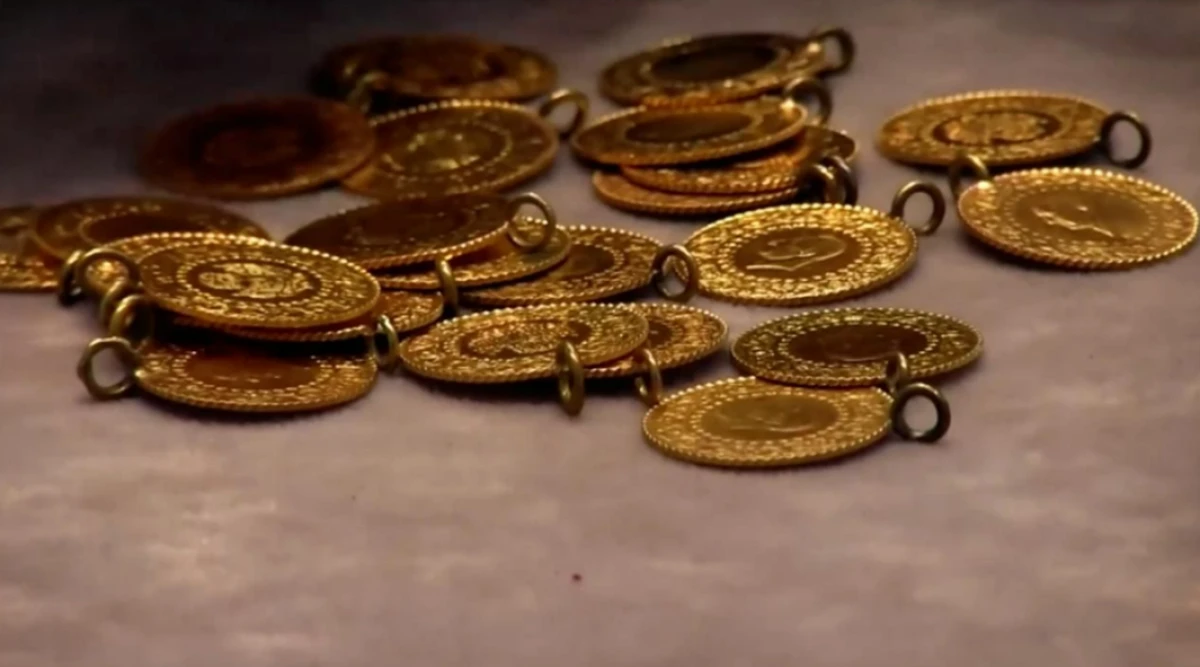 Altın durdurulamıyor! Gram altın, &Ccedil;eyrek ve Cumhuriyet altını rekor kırdı