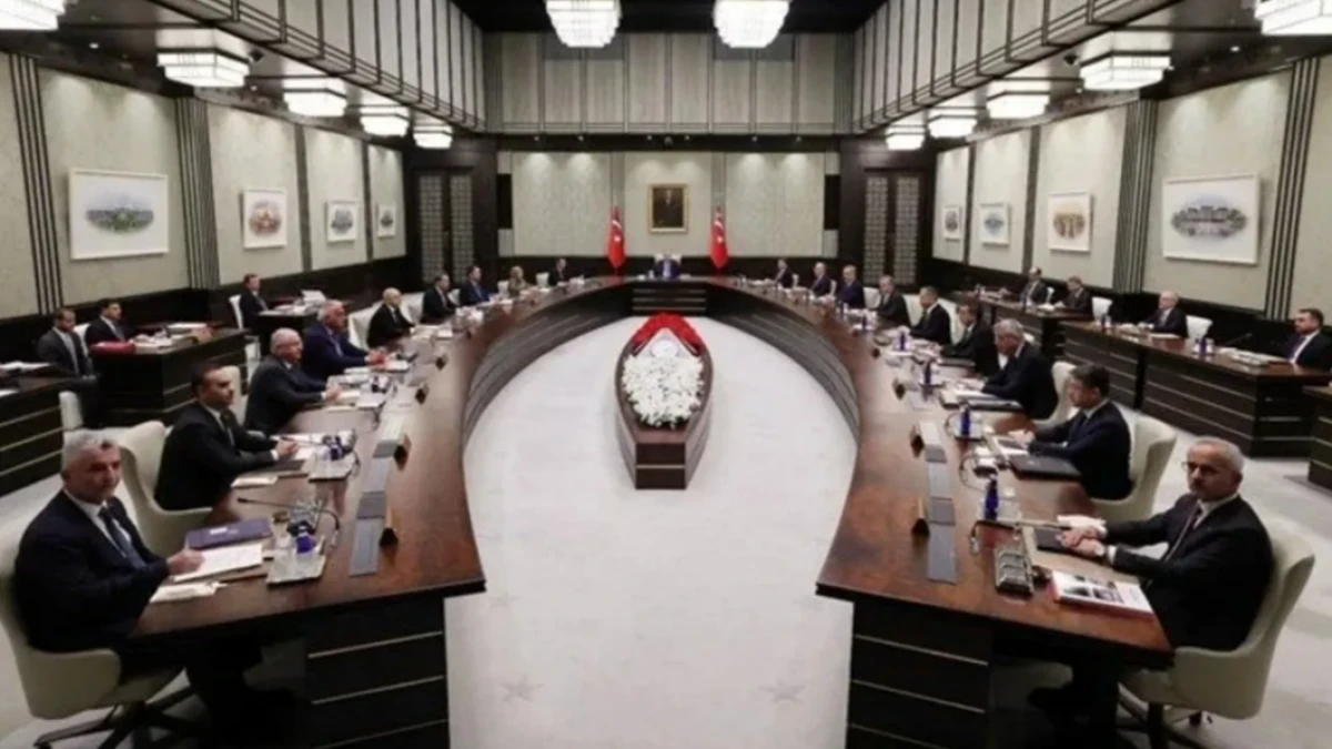 Ankara'yı karıştıracak iddia: Yerlikaya ve Tun&ccedil;'tan sonra o Bakanlar da mı değişecek?