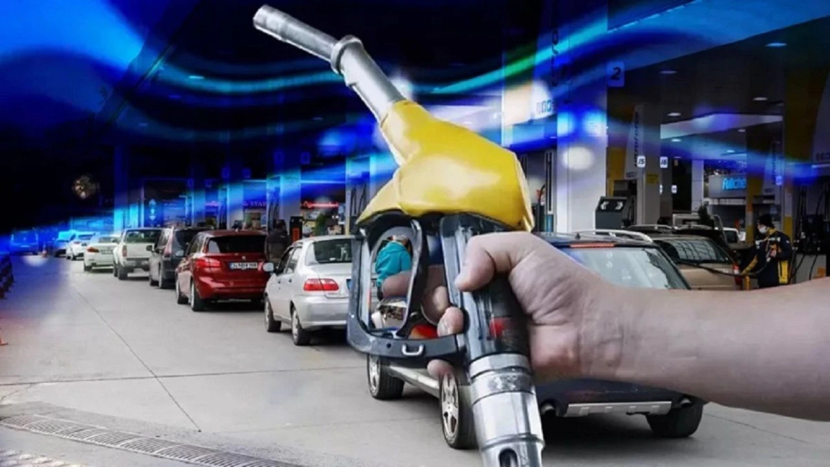 Araç sattıracak zam geldi: Akaryakıt ilk kez bu fiyata yükselecek