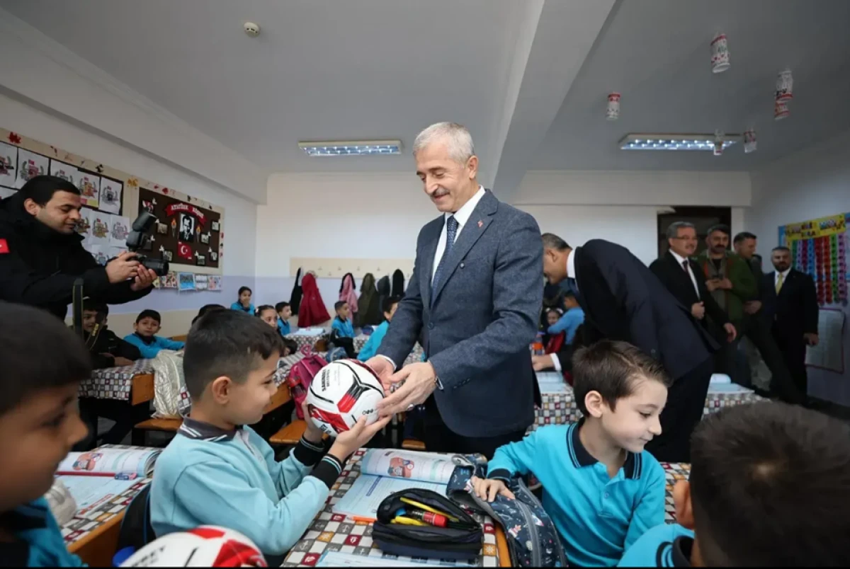 Başkan Tahmazoğlu’ndan Temizliği Ödüllendiren Proje