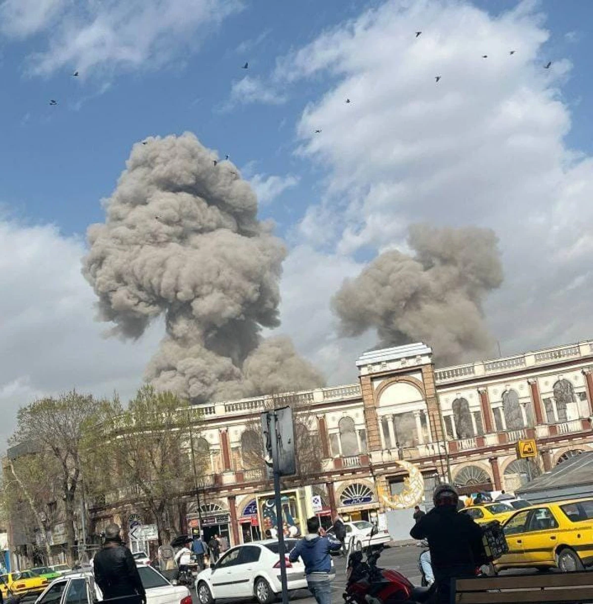 Beklenen İran saldırısı başladı! İsrail'den İran'a arka arkaya saldırı