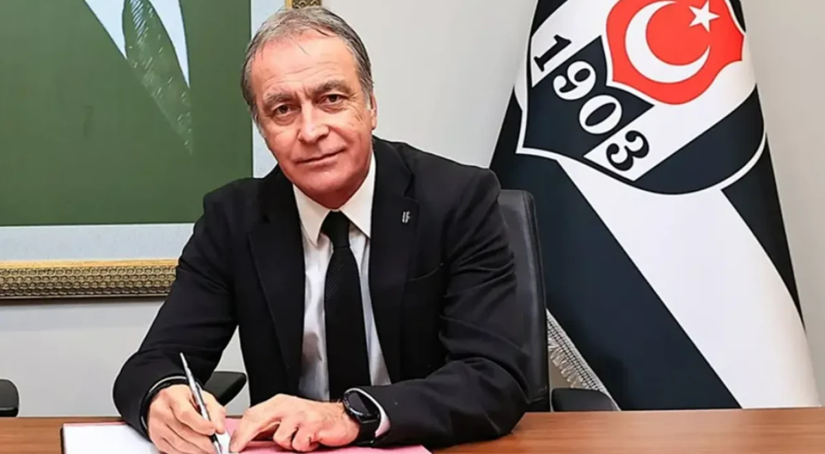 Beşiktaş'ta &Ouml;nder &Ouml;zen'den dev operasyon: 11 isim gidiyor