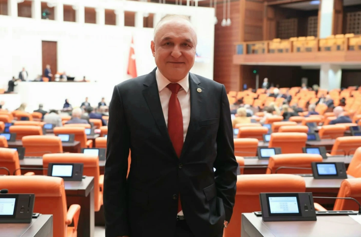 CHP&rsquo;Lİ MERİ&Ccedil;, &Ccedil;İFT&Ccedil;İLERİN BOR&Ccedil; VE KREDİ  SORUNLARINI SORU &Ouml;NERGESİYLE MECLİS G&Uuml;NDEMİNE  TAŞIDI