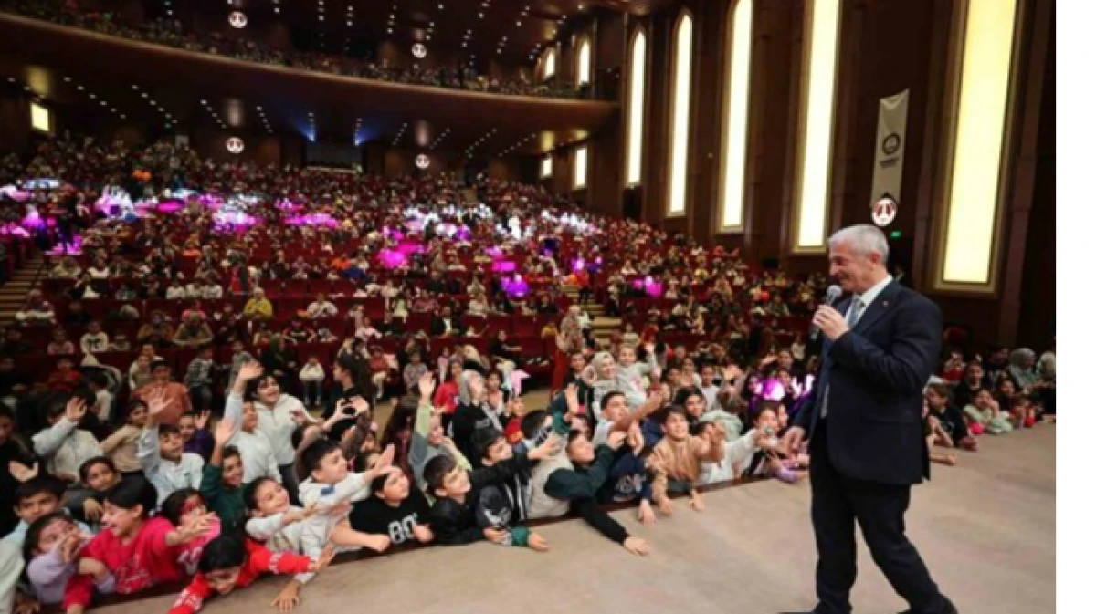 ÇOCUKLAR ŞAHİNBEY’DE EĞLENDİ