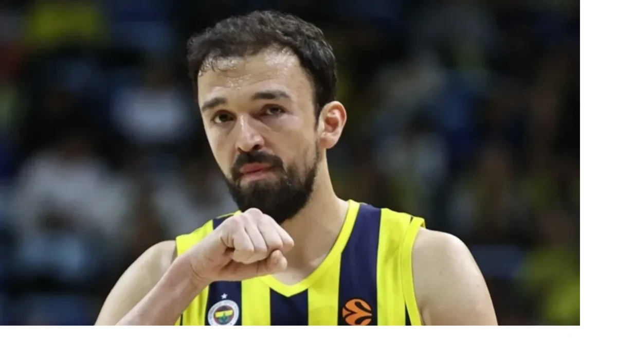 Fenerbahçe yaprak dökümü! Resmen ayrılığı açıklandı