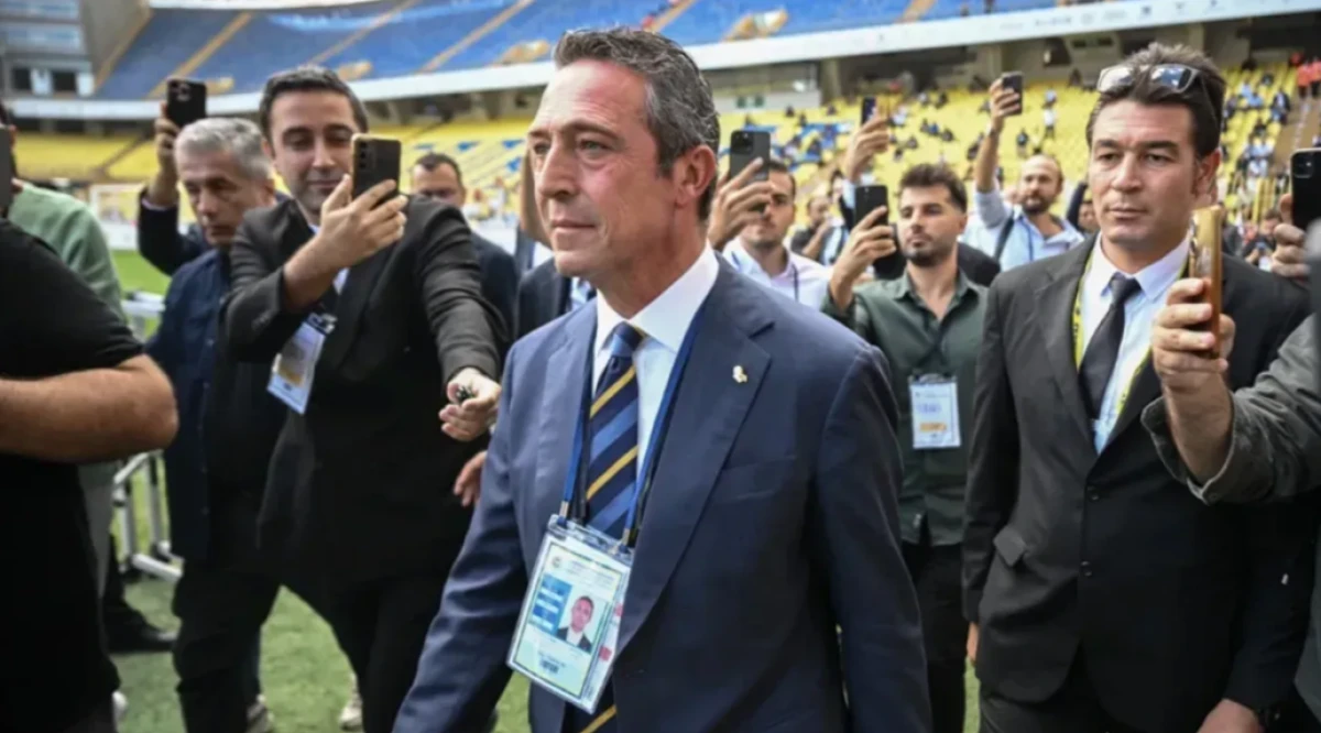 Fenerbahçe’de tarihi seçim günü: Ali Koç ile Sadettin Saran başkanlık için yarışıyor