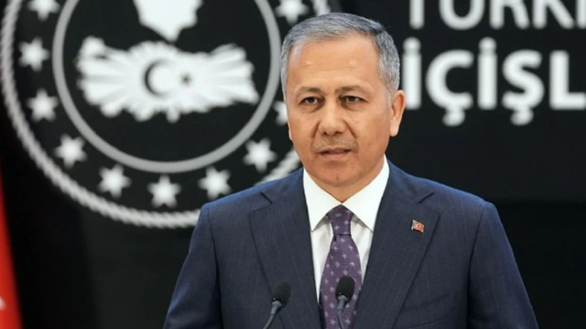 FET&Ouml;&rsquo;ye darbe! İstanbul merkezli 27 ilde eş zamanlı operasyon: 71 ş&uuml;pheli yakalandı