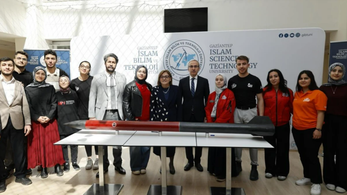 GİBT&Uuml; TEKNOLOJİ TAKIMLARI BAŞKAN ŞAHİN&rsquo;DEN TAM NOT ALDI