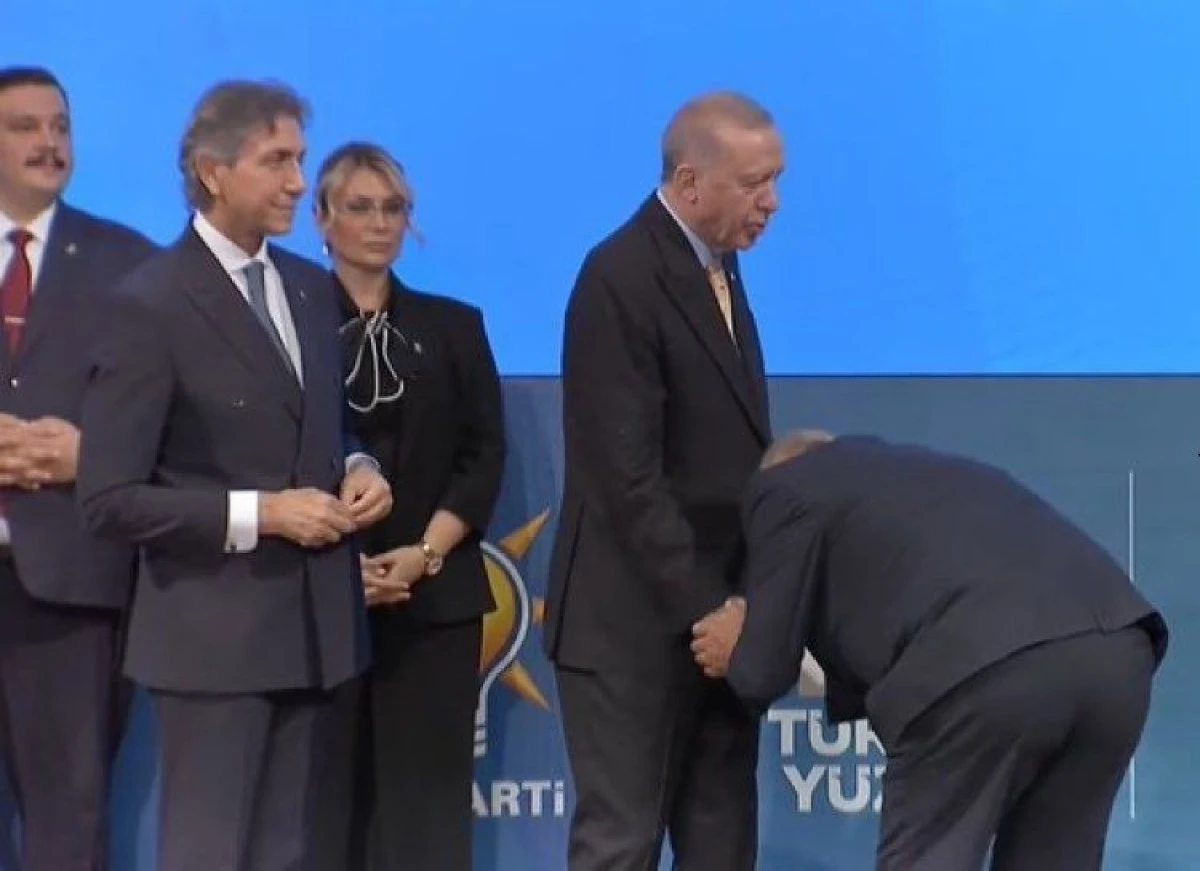 Günün en ilginç karesi… Gözlerden kaçtı