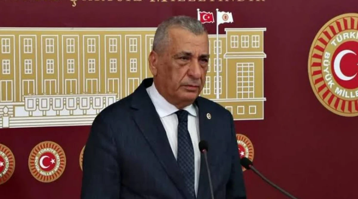 Hasan &Ouml;zt&uuml;rkmen&rsquo;in Acı G&uuml;n&uuml;