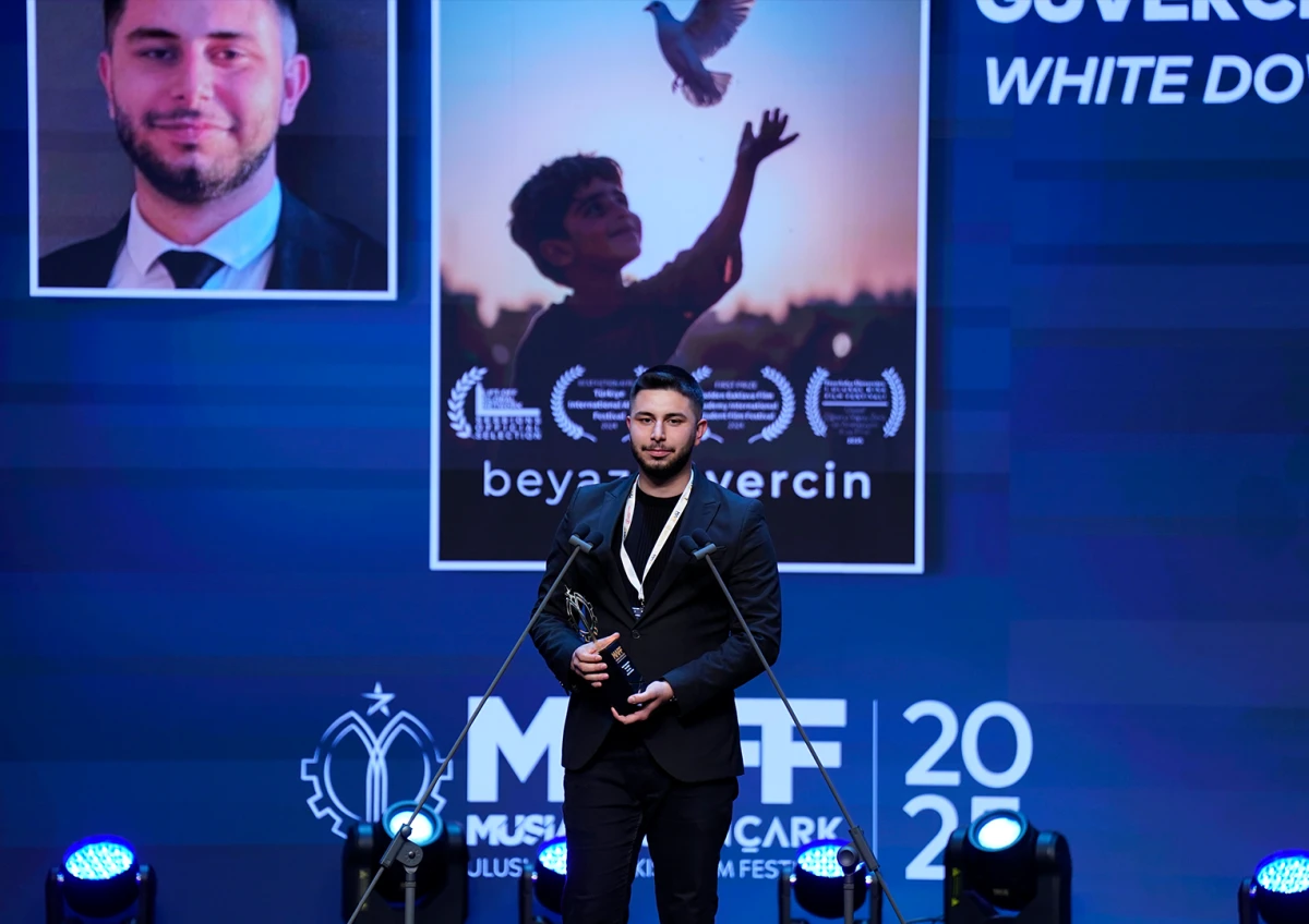 HK&Uuml; Mezunu Berkay Ellek&rsquo;in Filmi Berlin&rsquo;de G&ouml;sterilecek