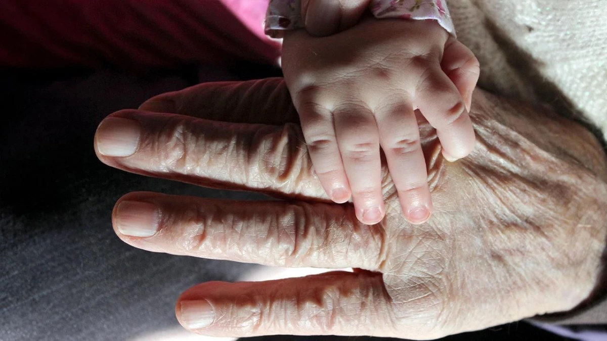 İnsanoğlunun ömrü en fazla kaç yıl? Kadınlar mı daha çok yaşıyor, erkekler mi? Bilim insanları farklı rakamlar veriyor