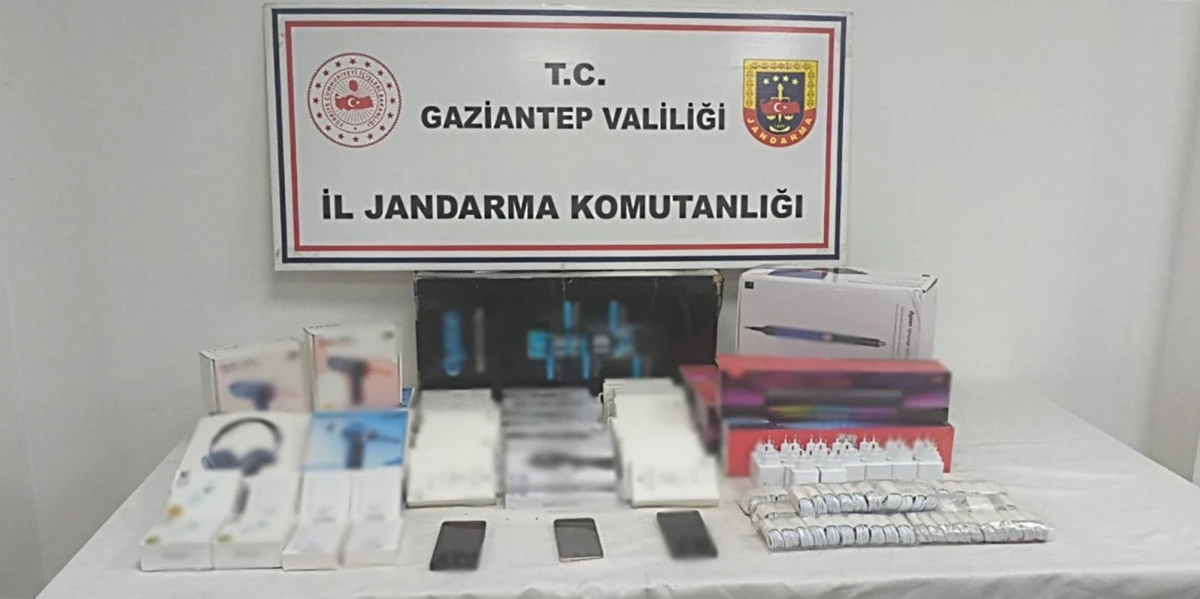 JANDARMADAN 1 MİLYON 450 BİN TL DEĞERİNDE KA&Ccedil;AK MALZEME ELE GE&Ccedil;İRİLDİ