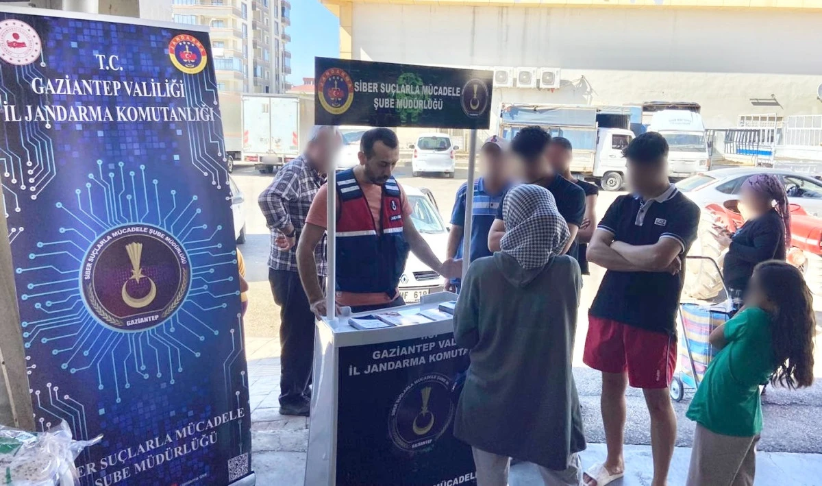 JANDARMADAN VATANDAŞLARA YÖNELİK SİBER GÜVENLİK BİLİNÇLENDİRME FAALİYETİ