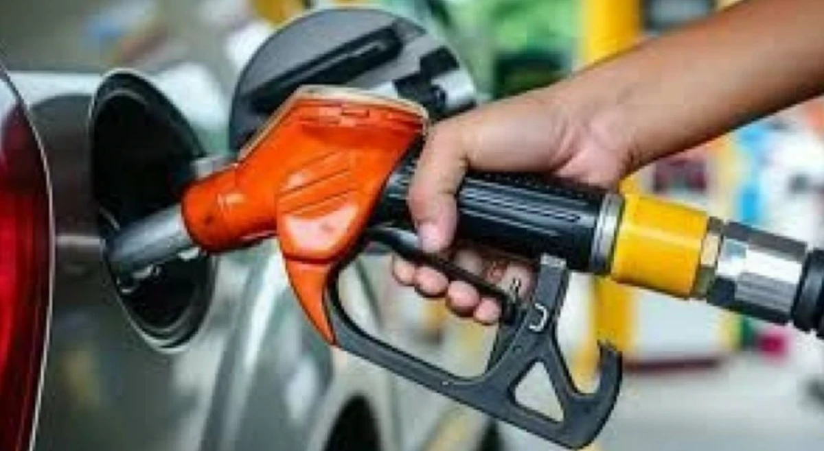 Motorinde dev indirim! Litre fiyatı 70 liranın altına iniyor