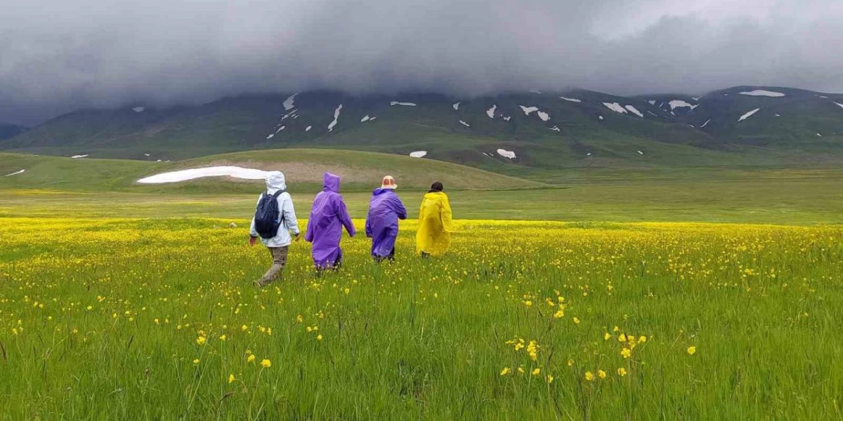 Öyle bir yere cami yaptılar ki caminin ismi yok, görevlisi yok! En yakın yerleşim yeri 10 km’de