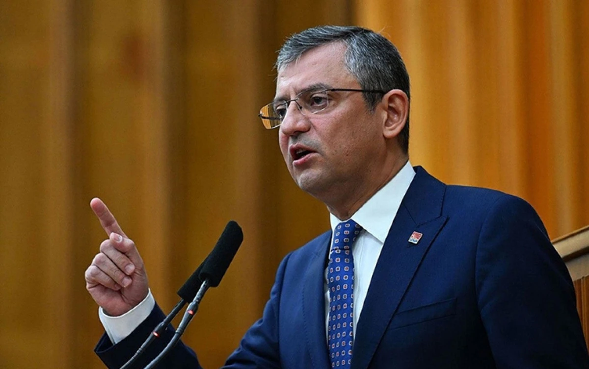 Özgür Özel'den de ilk kez farklı aday yorumu: Bunları kim yeniyorsa onun arkasında hep beraber birleşeceğiz