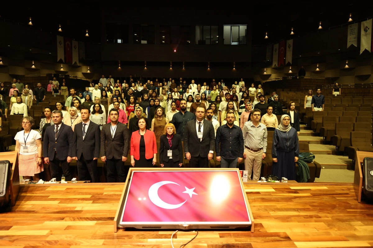 PDR&rsquo;nin D&uuml;n&uuml;, Bug&uuml;n&uuml; ve Yarını Hasan Kalyoncu &Uuml;niversitesi&rsquo;nde Ele Alındı
