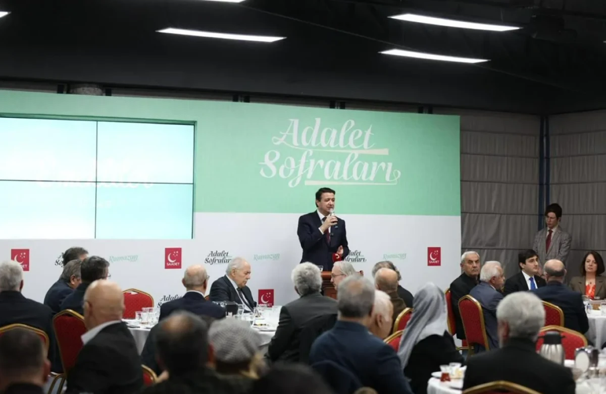 Saadet lideri Arıkan iftarda emeklilerle buluştu &ldquo;İkramiye en az bir maaş olmalı&rdquo;