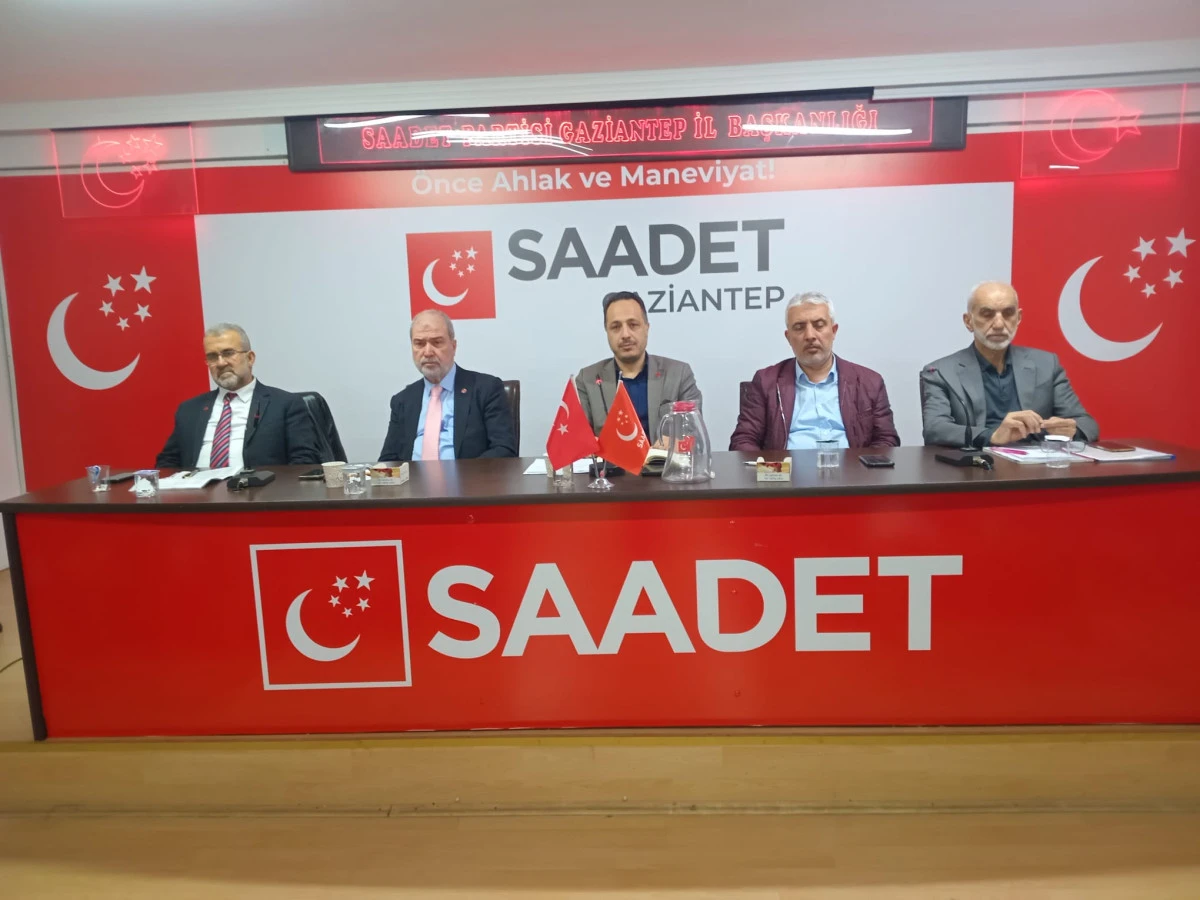 SAADET PARTİSİ GAZİANTEP İL DİVAN TOPLANTISI YOĞUN KATILIMLA GER&Ccedil;EKLEŞTİ