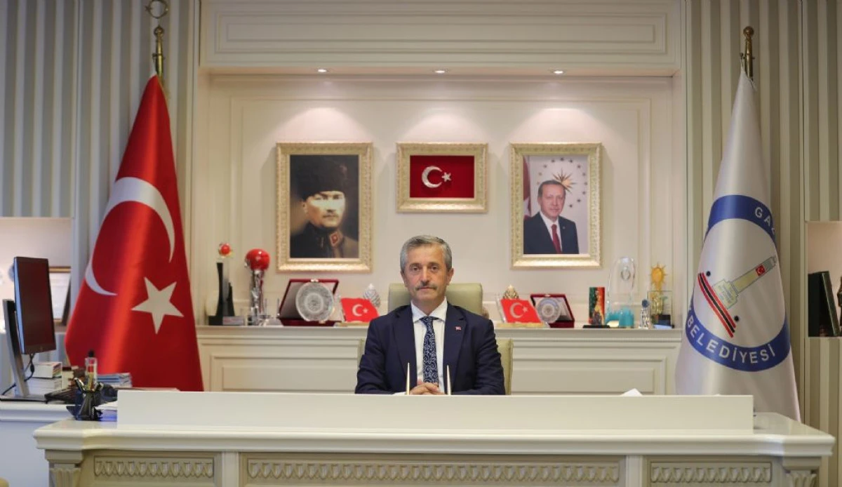 ŞAHİNBEY BELEDİYESİ'NDEN FİLİSTİN İ&Ccedil;İN DESTEK Y&Uuml;R&Uuml;Y&Uuml;Ş&Uuml;