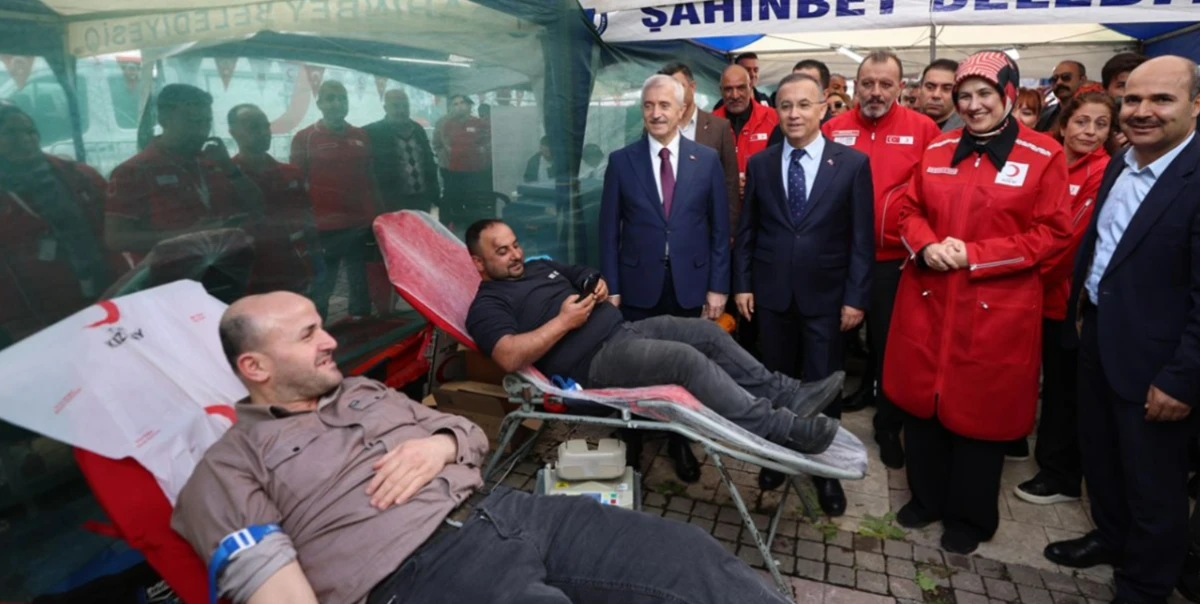 ŞAHİNBEY BELEDİYESİ&rsquo;NDEN GELENEKSEL KAN BAĞIŞI KAMPANYASI