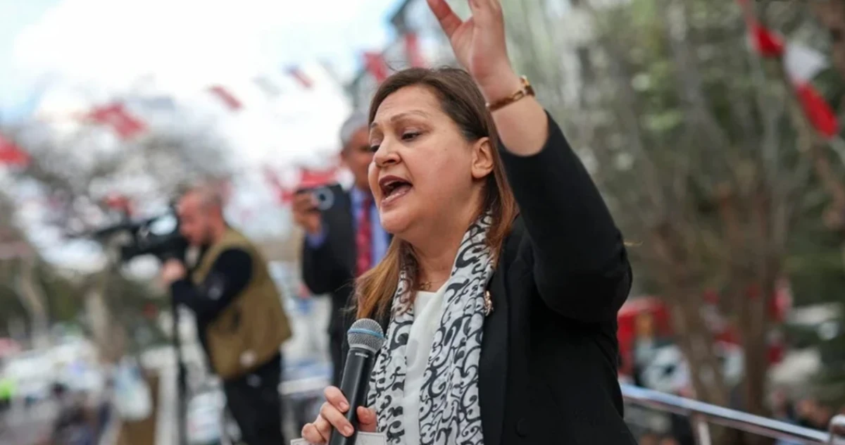 Siyasette bomba kulis: Burcu K&ouml;ksal AK Parti'ye mi ge&ccedil;iyor?