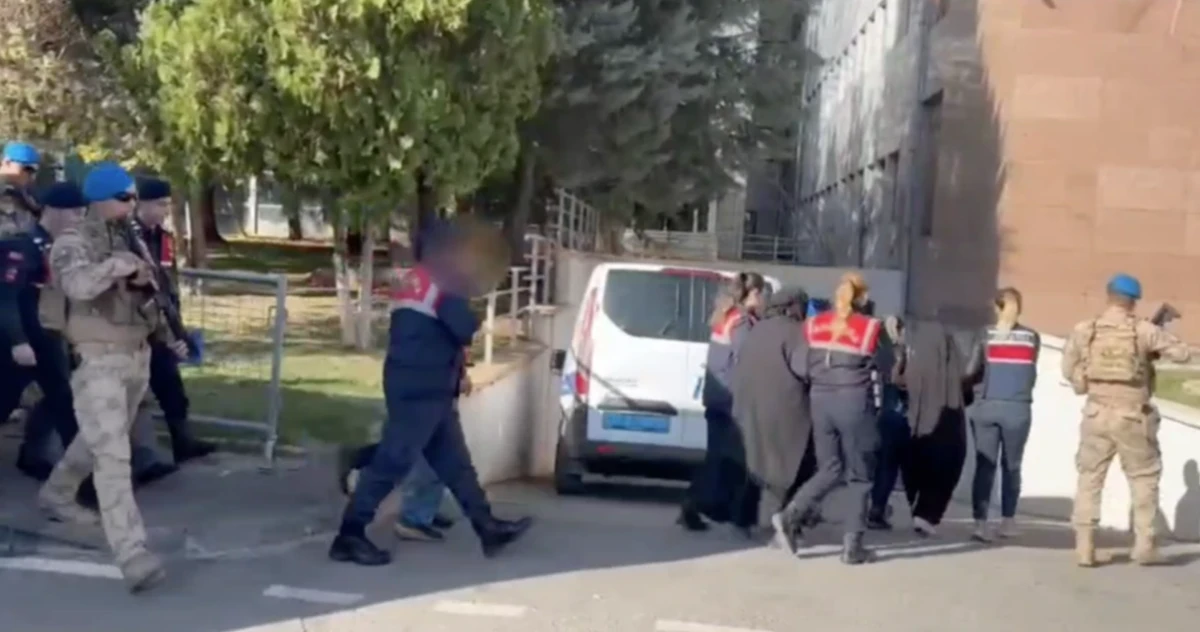 TER&Ouml;R &Ouml;RG&Uuml;T&Uuml;N&Uuml;N FİNANSMAN AĞINA ŞAFAK OPERASYONU