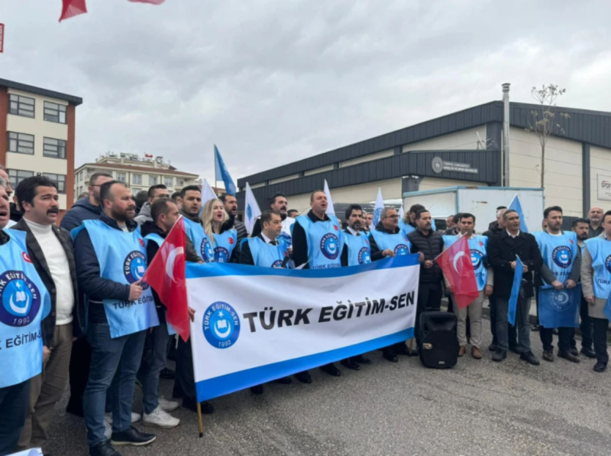 T&uuml;rk Eğitim-Sen Gaziantep: &ldquo;D&uuml;ş&uuml;k Promosyon Tekliflerini Kabul Etmiyoruz!&rdquo;