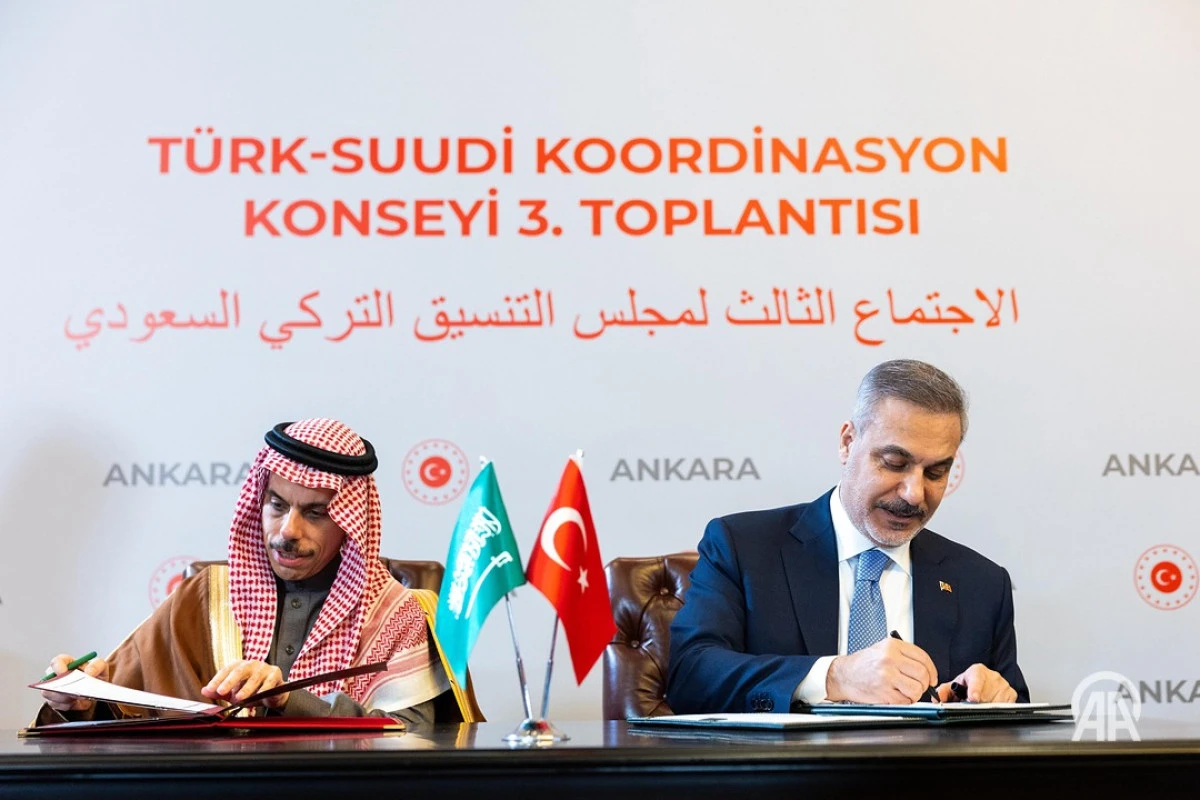 T&uuml;rkiye ve Suudi Arabistan arasında vize muafiyetine ilişkin anlaşma imzalandı 