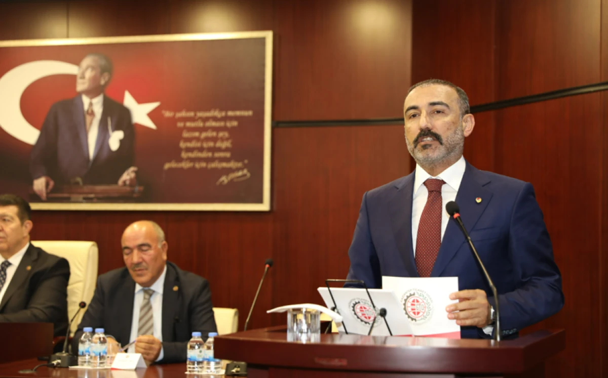 YILDIRIM: Belirsizlik k&uuml;resel ekonominin en b&uuml;y&uuml;k sorunu