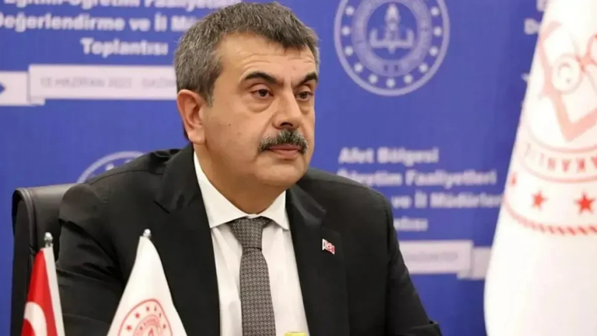 Yusuf Tekin: 12 yıllık eğitim uzun bir süre